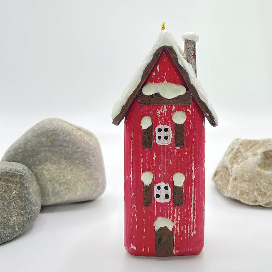 Домик из дерева 102005