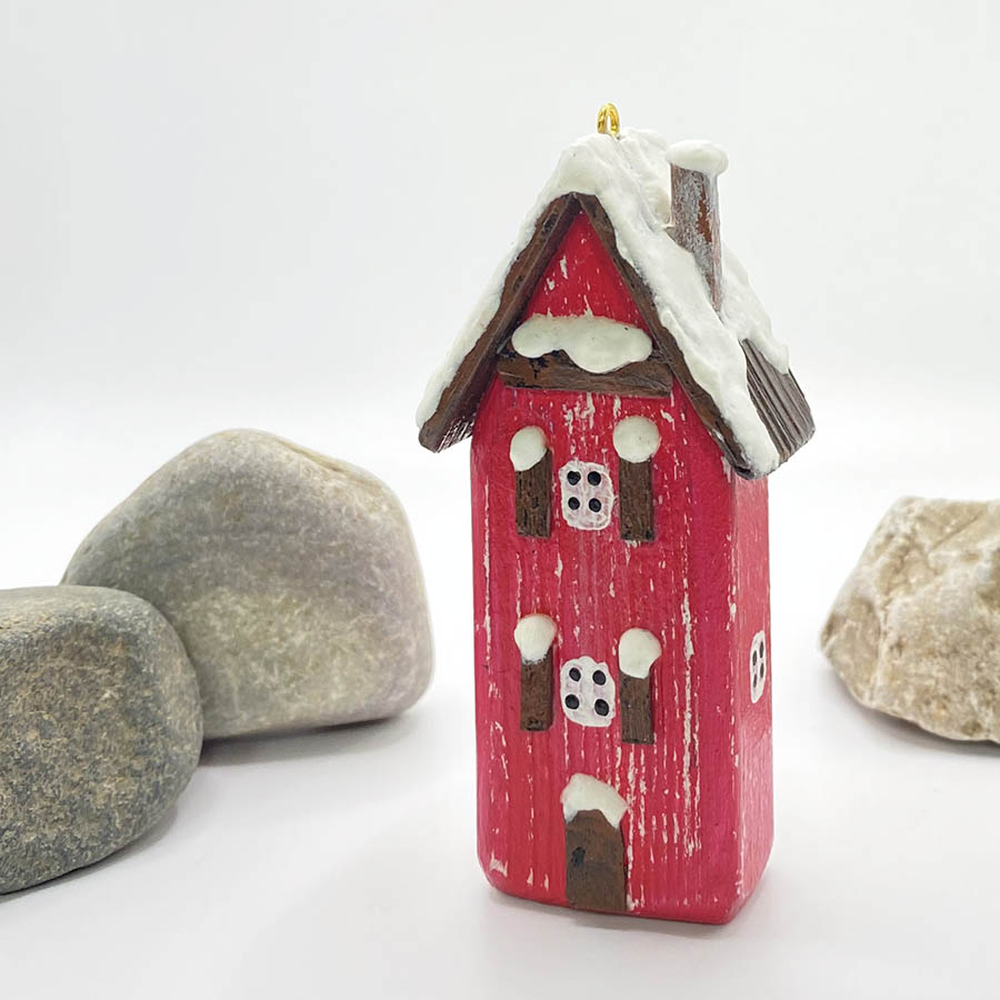 Домик из дерева 102005